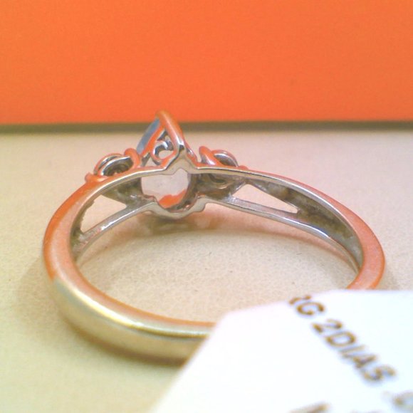 🌟10K Diamond Blue Topaz Ring🌟 - Picture 8 of 9